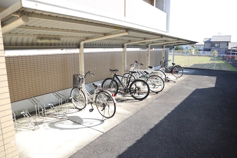 ヴェルドミール(奈良) 駐輪場