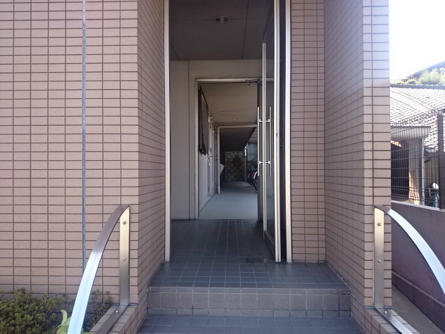 ガレット椋 エントランス